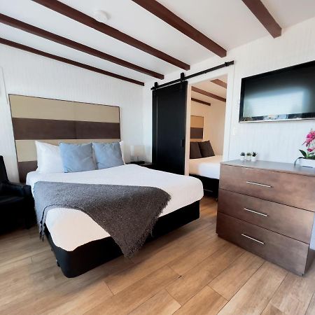 Oceanside Villas Sechelt Esterno foto