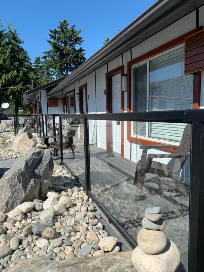 Oceanside Villas Sechelt Esterno foto