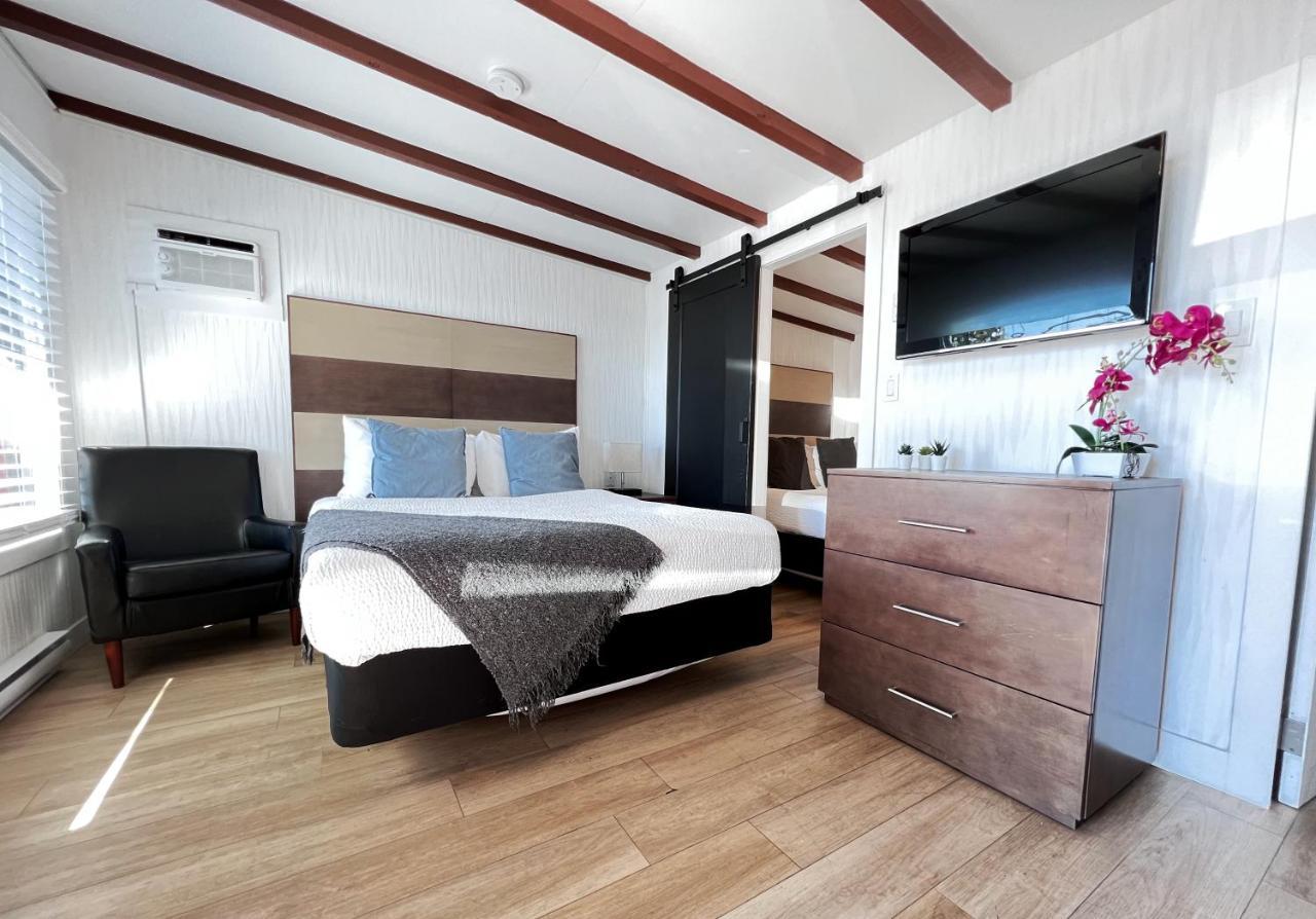 Oceanside Villas Sechelt Esterno foto