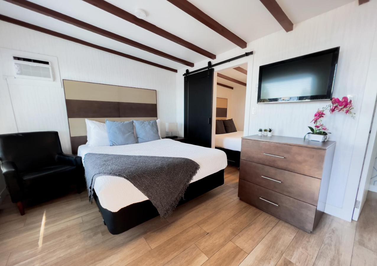 Oceanside Villas Sechelt Esterno foto