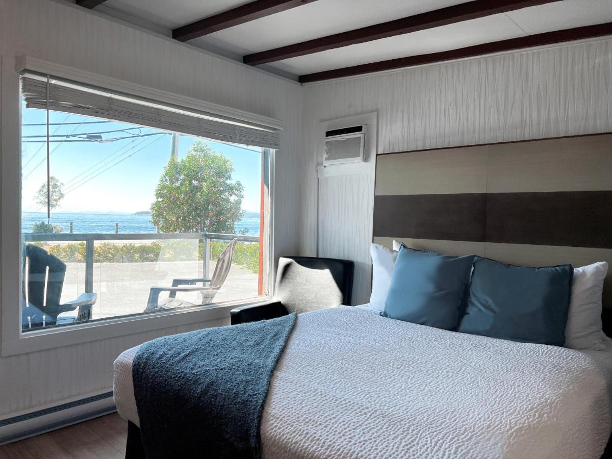 Oceanside Villas Sechelt Esterno foto