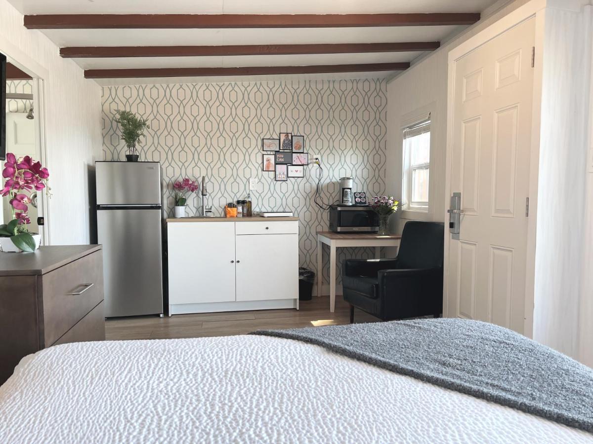 Oceanside Villas Sechelt Esterno foto