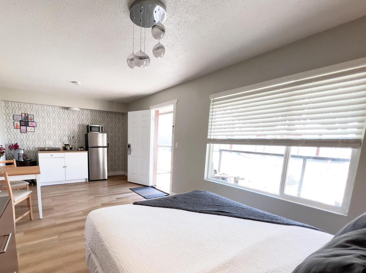 Oceanside Villas Sechelt Esterno foto