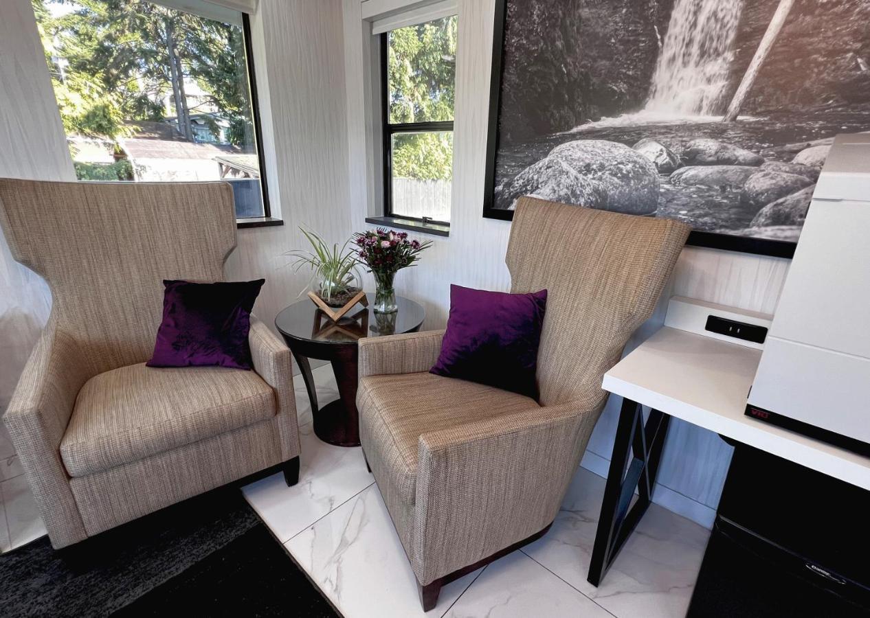Oceanside Villas Sechelt Esterno foto