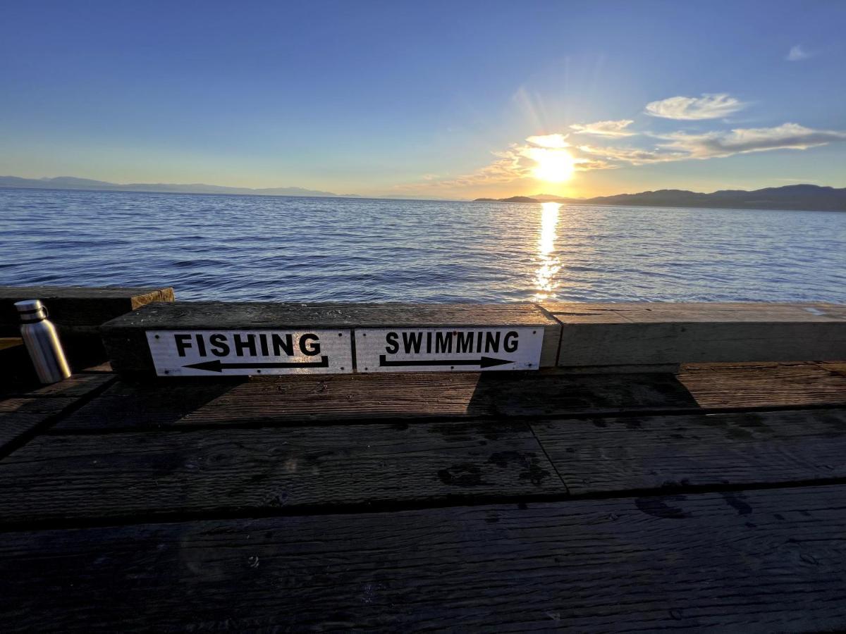 Oceanside Villas Sechelt Esterno foto