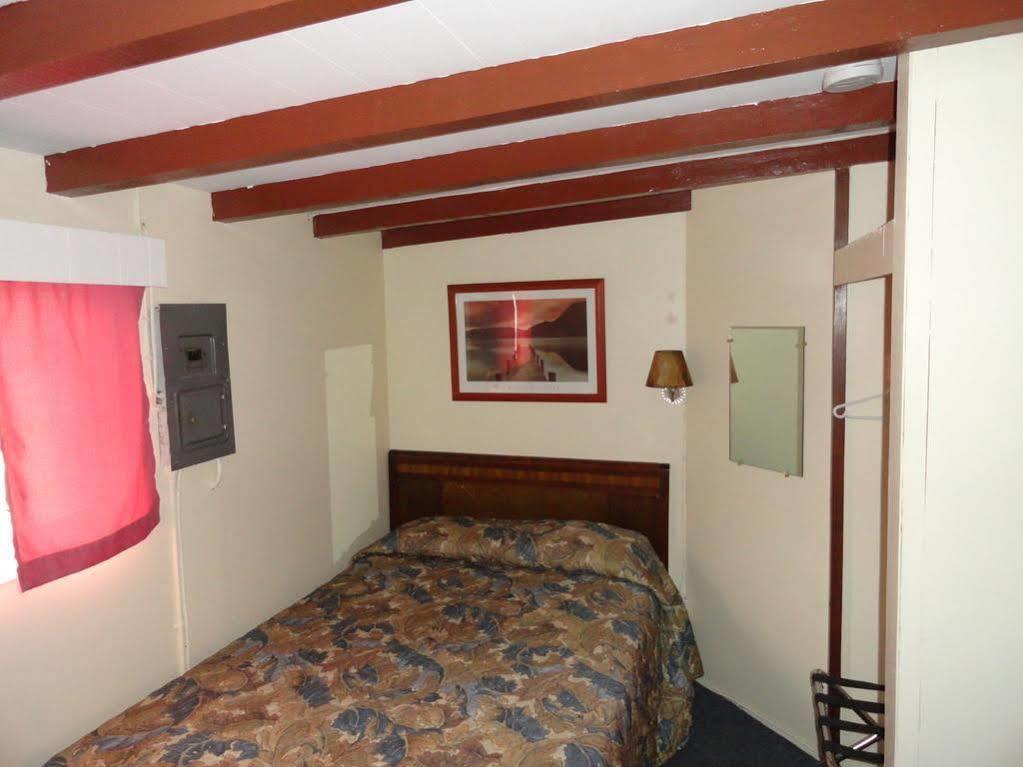 Oceanside Villas Sechelt Esterno foto