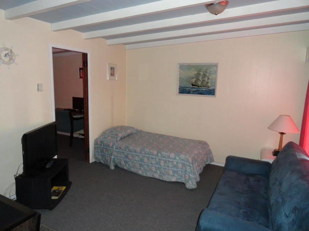 Oceanside Villas Sechelt Esterno foto